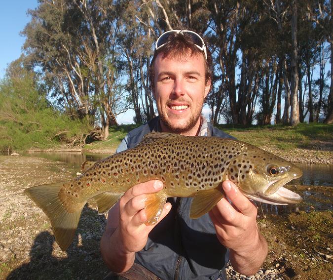 2.5lbs brown golburn river 09-10-10.jpg