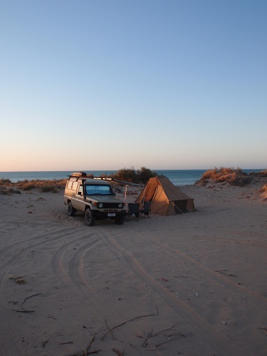 Ningaloo camping.jpg