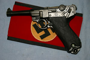 Nazi-luger.jpg